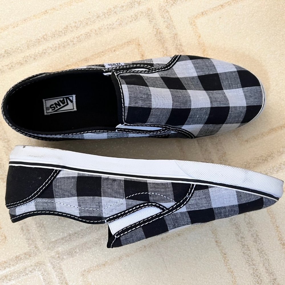 Vans Skate Zoey Slip-ons Women's Size 9.5